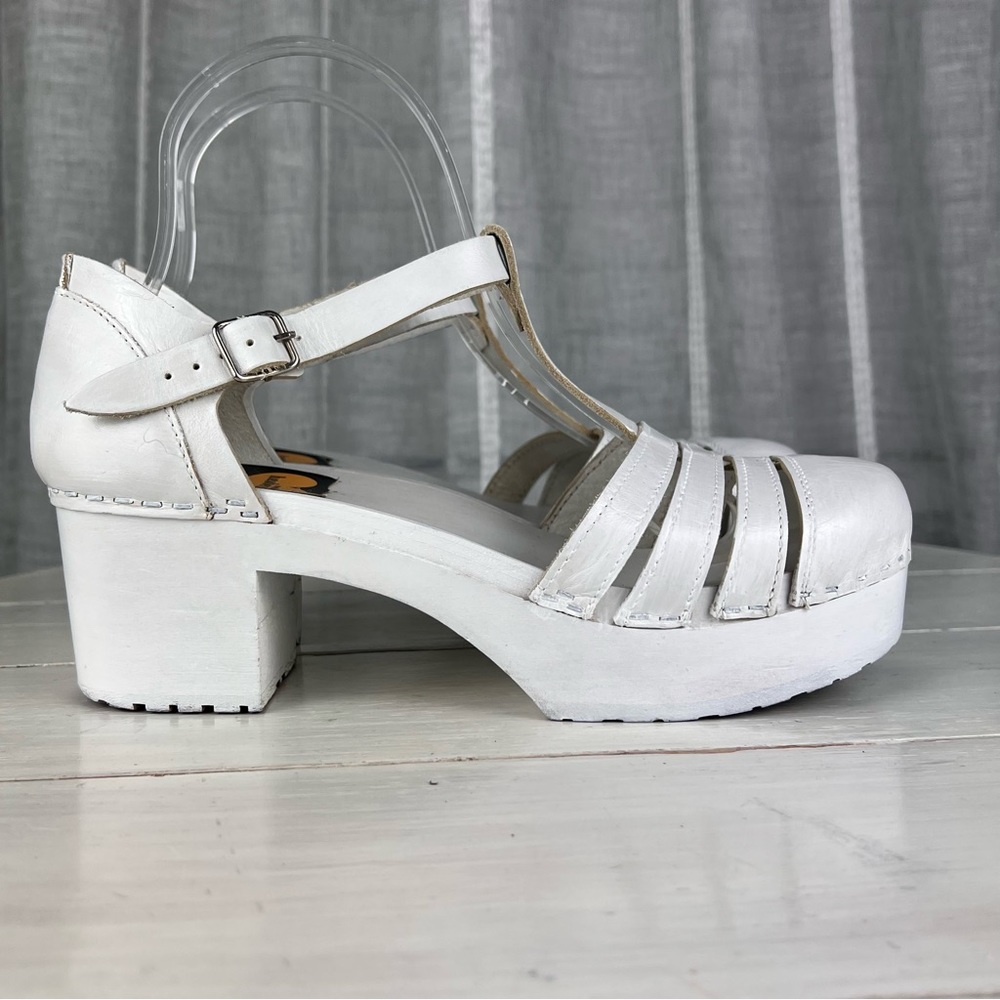 Swedish Hasbeens Rare White Leather Clog Mules